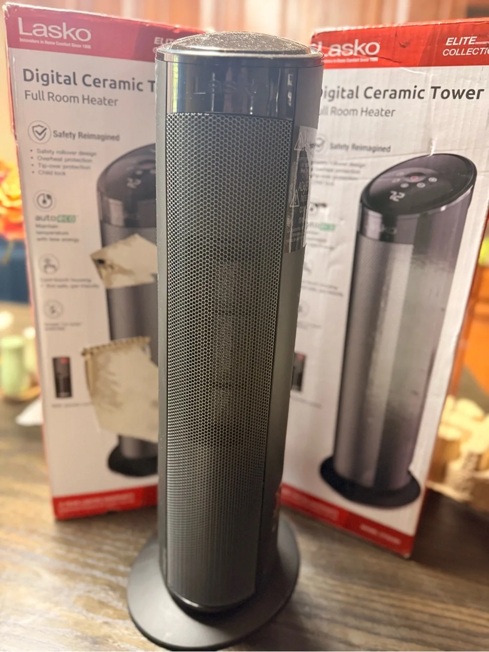 Lasko Digital Ceramic Tower Heater in Black - Picture 3 of 3